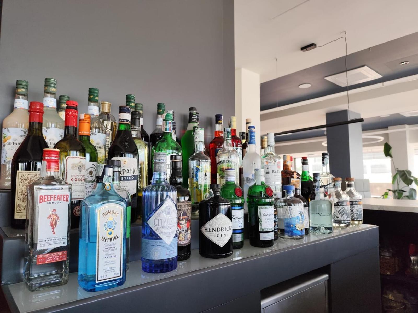 Hotel Sporting リッチョーネ エクステリア 写真