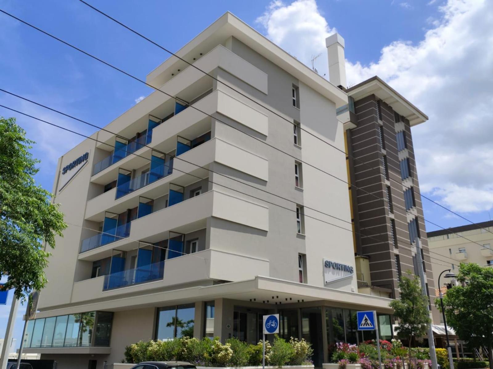 Hotel Sporting リッチョーネ エクステリア 写真